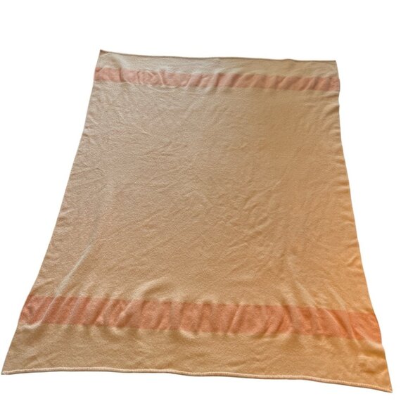 Trapper Point Vintage Wool Point Blanket Made in England for Eaton's - Picture 6 of 6